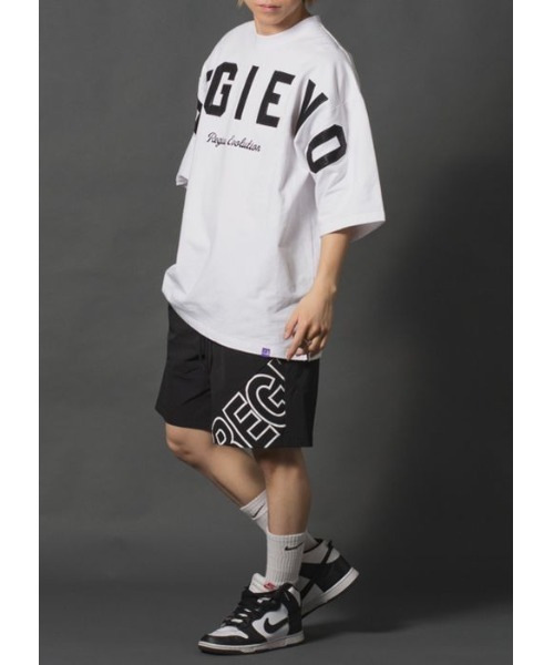 REGIEVO（レジエボ）の「【REGIEVO】  レザーアップリケロゴ ビッグシルエット Tee（Tシャツ/カットソー・メンズ・ブラック/オフホワイト・LARGE/X-LARGE/MEDIUM）」の13枚目の写真