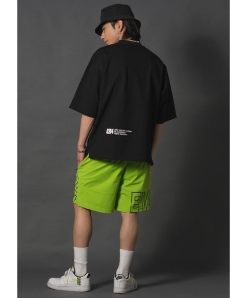 REGIEVO（レジエボ）の「【REGIEVO】  レザーアップリケロゴ ビッグシルエット Tee（Tシャツ/カットソー・メンズ・ブラック/オフホワイト・LARGE/X-LARGE/MEDIUM）」の9枚目の写真