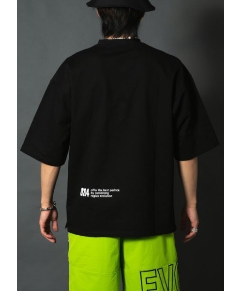 REGIEVO（レジエボ）の「【REGIEVO】  レザーアップリケロゴ ビッグシルエット Tee（Tシャツ/カットソー・メンズ・ブラック/オフホワイト・LARGE/X-LARGE/MEDIUM）」の18枚目の写真