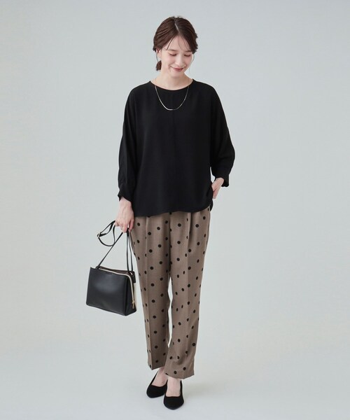 DRESKIP(ドレスキップ)の「◆【洗える/洗濯後にシワになりにくい】リブ切替ドルマンブラウス(シャツ/ブラウス・レディース・ブルーグリーン/ベビーピンク/ブラック/スモーキーグリーン系/ブラウン系/ライトベージュ・00)」の12枚目の写真