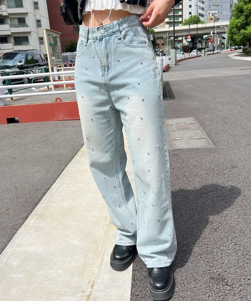frunco（フランコ）の「ビジュー付きデニムパンツ（デニムパンツ・レディース・ライトブルー・MEDIUM）」の10枚目の写真