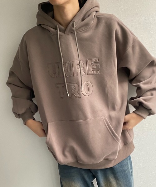 CREARE -LINO-(クレアーレリノ)の「<ユニセックス>スエードタッチ 立体ロゴプリントパーカー/フーディ(パーカー・メンズ・ブラック/チャコール/ベージュ/パープル・FREE)」の9枚目の写真