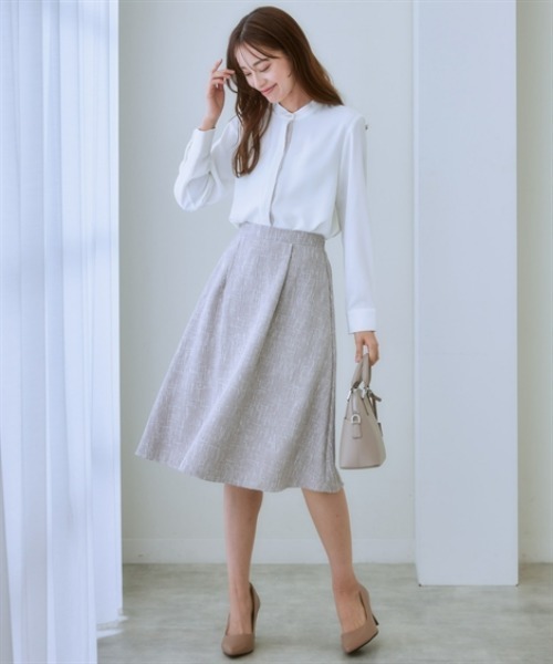 7days Life Styling(セブンデイズライフスタイリング)の「【UVカット/速乾】ストレッチパウダーサテン配色ブラウス(シャツ/ブラウス・レディース・オフホワイト/グレイッシュベージュ/サックスブルー・S/M/L/LL/3L/4L)」の12枚目の写真