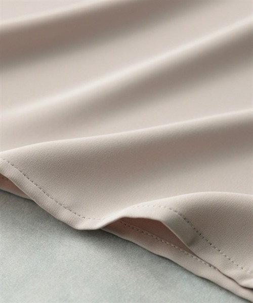 7days Life Styling(セブンデイズライフスタイリング)の「【UVカット/速乾】ストレッチパウダーサテン配色ブラウス(シャツ/ブラウス・レディース・オフホワイト/グレイッシュベージュ/サックスブルー・S/M/L/LL/3L/4L)」の15枚目の写真