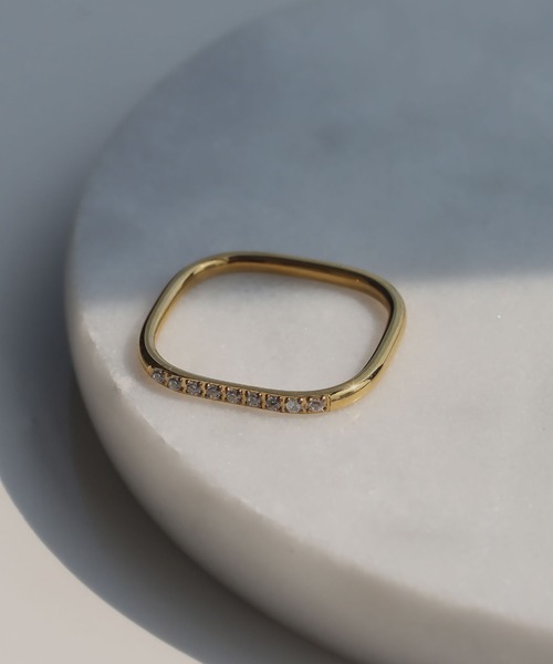 abaskdesign(アバスクデザイン)の「金属アレルギー対応 スクエアジルコニアリング(リング・レディース・ゴールド・10号/13号/15号)」の12枚目の写真