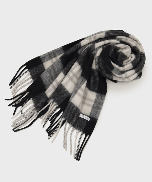 tk.TAKEO KIKUCHI（ティーケータケオキクチ）の「◆ブークレボリュームマフラー（マフラー・メンズ・ブラック系1/ダークグリーン系/ダークグリーン系5/グリーン系/ブラック系/ブルー系2/ダークブラウン系8/オフホワイト/ブラック/グレー系4・00）」の3枚目の写真