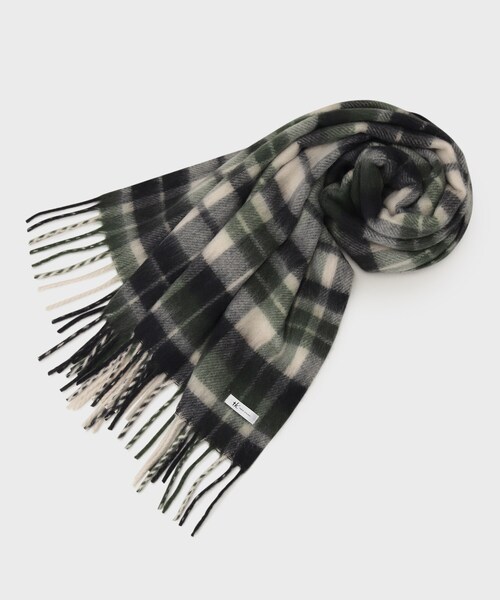 tk.TAKEO KIKUCHI（ティーケータケオキクチ）の「◆ブークレボリュームマフラー（マフラー・メンズ・ブラック系1/ダークグリーン系/ダークグリーン系5/グリーン系/ブラック系/ブルー系2/ダークブラウン系8/オフホワイト/ブラック/グレー系4・00）」の7枚目の写真