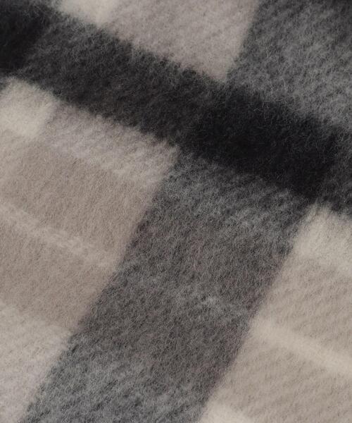 tk.TAKEO KIKUCHI（ティーケータケオキクチ）の「◆ブークレボリュームマフラー（マフラー・メンズ・ブラック系1/ダークグリーン系/ダークグリーン系5/グリーン系/ブラック系/ブルー系2/ダークブラウン系8/オフホワイト/ブラック/グレー系4・00）」の14枚目の写真