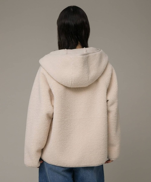 URBAN RESEARCH Sonny Label（アーバンリサーチサニーレーベル）の「ムートンリバーシブルフーディーコート（ブルゾン・レディース・アイボリー/ベージュ系その他・FREE）」の7枚目の写真