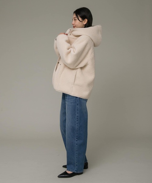 URBAN RESEARCH Sonny Label（アーバンリサーチサニーレーベル）の「ムートンリバーシブルフーディーコート（ブルゾン・レディース・アイボリー/ベージュ系その他・FREE）」の9枚目の写真