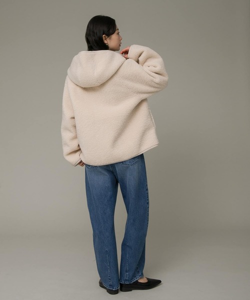 URBAN RESEARCH Sonny Label（アーバンリサーチサニーレーベル）の「ムートンリバーシブルフーディーコート（ブルゾン・レディース・アイボリー/ベージュ系その他・FREE）」の11枚目の写真