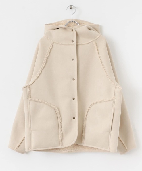 URBAN RESEARCH Sonny Label（アーバンリサーチサニーレーベル）の「ムートンリバーシブルフーディーコート（ブルゾン・レディース・アイボリー/ベージュ系その他・FREE）」の19枚目の写真