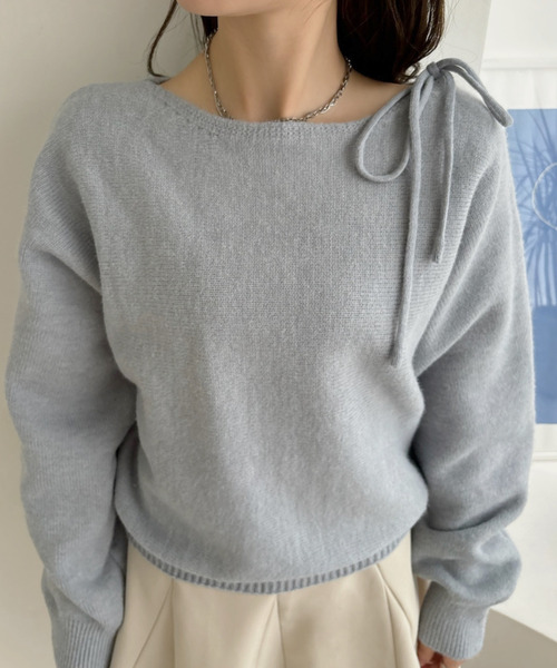 Ada.(エイダ)の「リボン チョーカー付き ゆるボートネック オーバーサイズ ニット(ニット/セーター・レディース・ホワイト/ブルー/ダークグレー・FREE)」の21枚目の写真