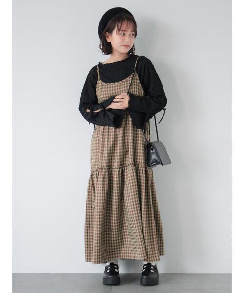 ehka sopo（エヘカソポ）の「チェックティアードキャミワンピース（ワンピース・レディース・ブルー/ネイビー/ブラウン・F）」の2枚目の写真