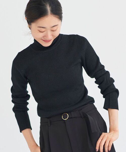 le.coeur blanc（ルクールブラン）の「リブタートルニット（ニット/セーター・レディース・オフホワイト/ホワイト系その他/ベージュ系その他3/グレイッシュベージュ/ブラック系その他/ブラック・38）」の4枚目の写真