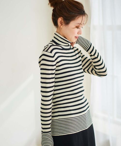 le.coeur blanc（ルクールブラン）の「リブタートルニット（ニット/セーター・レディース・オフホワイト/ホワイト系その他/ベージュ系その他3/グレイッシュベージュ/ブラック系その他/ブラック・38）」の19枚目の写真