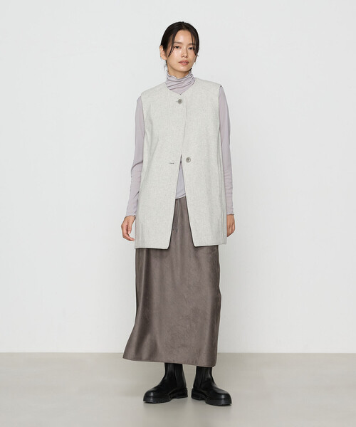 Gabardine K.T（ギャバジンケーティー）の「スエード調ジャージ スエードセミタイトスカート（スカート・レディース・ブラック/チャコール・9号）」の11枚目の写真