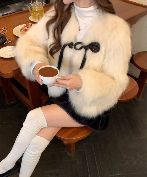 セール】リボン 中綿 イミテーションファーコート Y2K（ダウン