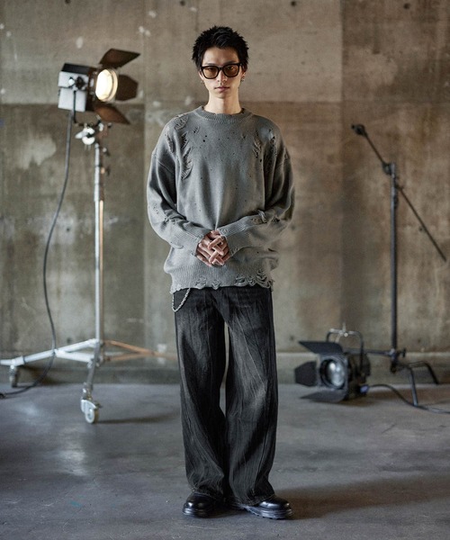 ダメージ加工クルーネックニット（ニット/セーター）｜ASTRONOMY