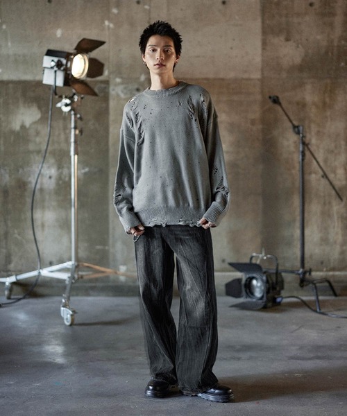 ダメージ加工クルーネックニット（ニット/セーター）｜ASTRONOMY