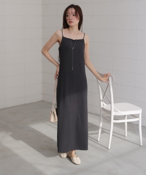 Bab(バブ)の「【低身長さん向けサイズあり】ラメカットソーカップ付きキャミワンピース/ダブルストラップ(ワンピース・レディース・チャコールグレー/ベージュ/アイボリー/ピンク・S/M)」の12枚目の写真