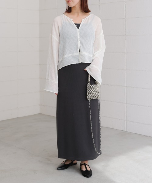 Bab(バブ)の「【低身長さん向けサイズあり】ラメカットソーカップ付きキャミワンピース/ダブルストラップ(ワンピース・レディース・チャコールグレー/ベージュ/アイボリー/ピンク・S/M)」の20枚目の写真