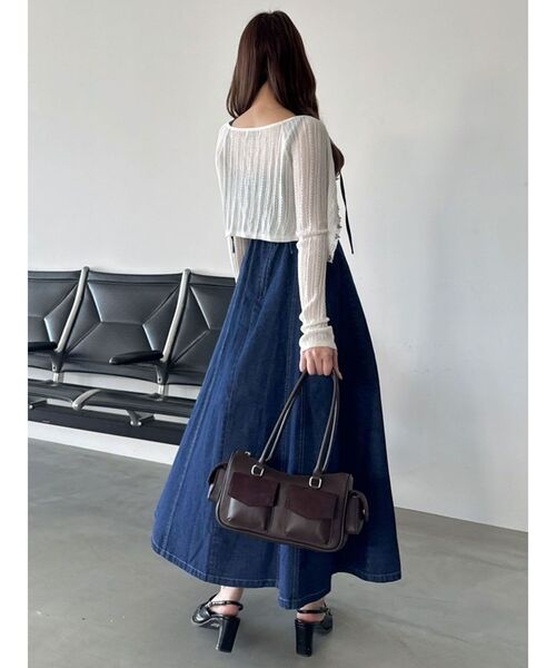 dazzlin（ダズリン）の「フロントホックデニムジャンスカ（ワンピース・レディース・インディゴブルー/ブラック/ブルー・MEDIUM/SMALL）」の4枚目の写真