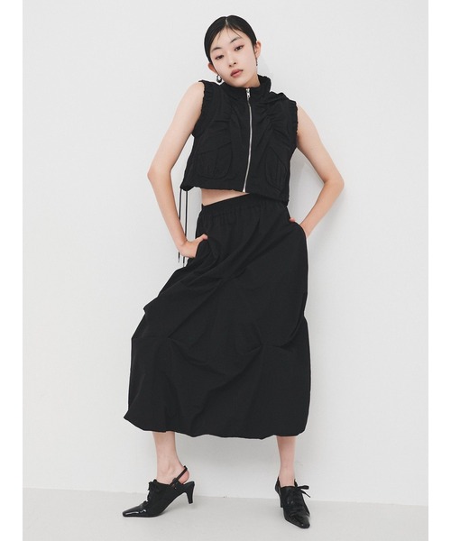 MURUA(ムルーア)の「バルーンタックスカート【セットアップ着用可】(スカート・レディース・ホワイト/カーキ/ブラック/ライトブルー・2/1)」の9枚目の写真