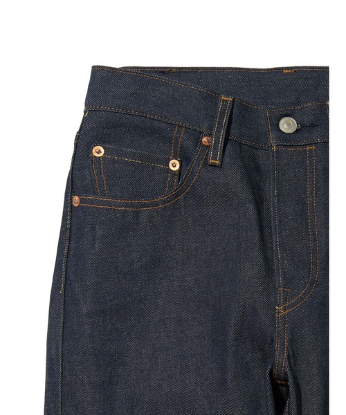 Levi's(リーバイス)の「Levi's/リーバイス 501(R) ジーンズ セルビッチ ダークインディゴ(デニムパンツ・レディース・ダークインディゴブルー・28inch/24inch/25inch/26inch/27inch/23inch)」の5枚目の写真