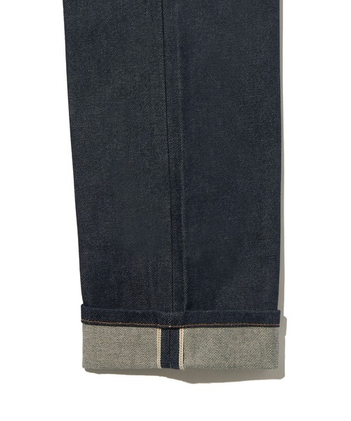 Levi's(リーバイス)の「Levi's/リーバイス 501(R) ジーンズ セルビッチ ダークインディゴ(デニムパンツ・レディース・ダークインディゴブルー・28inch/24inch/25inch/26inch/27inch/23inch)」の9枚目の写真