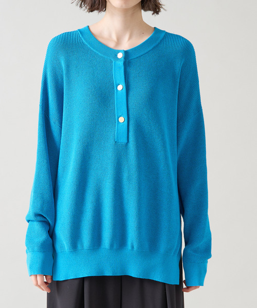 Tiara（ティアラ）の「ヘンリーネック片畦ニット（ニット/セーター・レディース・ブルー/ベージュ/ホワイト×ブラック・FREE）」の15枚目の写真