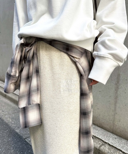 ANME(アンメ)の「セルフカットリブANMEエンブロイダリーロゴタイトスカート(スカート・レディース・ダークネイビー/ベージュ系その他/ブラック/杢グレー・M/L)」の19枚目の写真