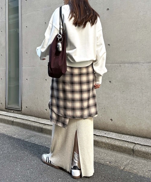 ANME(アンメ)の「セルフカットリブANMEエンブロイダリーロゴタイトスカート(スカート・レディース・ダークネイビー/ベージュ系その他/ブラック/杢グレー・M/L)」の20枚目の写真