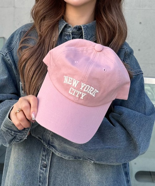 RAY CASSIN（レイカズン）の「NEWYORK CAP　/　ロゴキャップ（キャップ・レディース・ホワイト/グリーン/ピンク・FREE）」の3枚目の写真