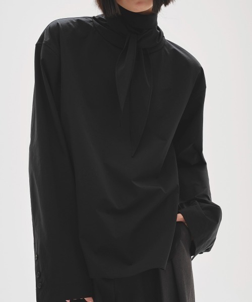 TODAYFUL(トゥデイフル)の「TODAYFUL Roundhem Tie Blouse(シャツ/ブラウス・レディース・ブラック/ベージュ/ブラウン・FREE)」の2枚目の写真