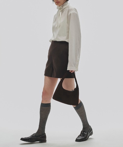 TODAYFUL(トゥデイフル)の「TODAYFUL Roundhem Tie Blouse(シャツ/ブラウス・レディース・ブラック/ベージュ/ブラウン・FREE)」の8枚目の写真