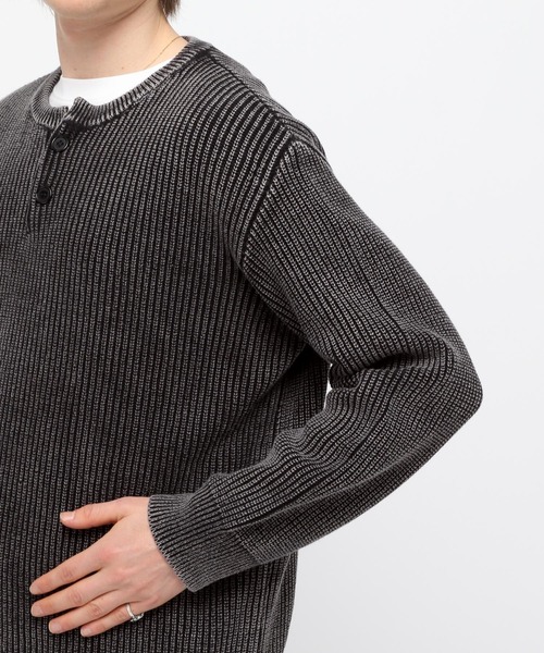 LAND MUSEUM（ランドミュージアム）の「LAND MUSEUM／ピグメントヘンリーニット（ニット/セーター・メンズ・ブラック/ネイビー・LARGE/MEDIUM）」の20枚目の写真