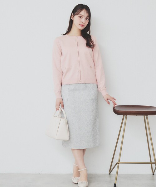 index(インデックス)の「《5color》ポケットデザイン付きクルーネックカーディガン【洗濯機洗い可】(カーディガン/ボレロ・レディース・チャコール/オレンジ系/オフホワイト/ネイビー/ナチュラル・36/42/38/40)」の7枚目の写真