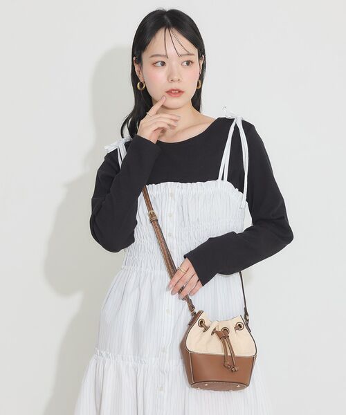 earth music&ecology（アースミュージックアンドエコロジー）の「2WAY釦リブプルオーバー（Tシャツ/カットソー・レディース・オフホワイト/アイボリー/ブラック/ネイビー・S/M）」の22枚目の写真