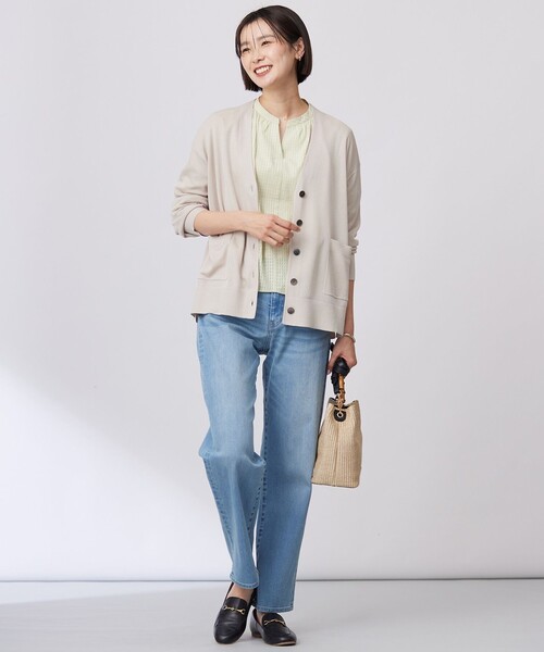 J.PRESS(ジェイプレス)の「【洗える】Vis/Peスパーク ニット カーディガン(カーディガン/ボレロ・レディース・アイボリー系/ベージュ系/サックスブルー系/ネイビー系・T13)」の5枚目の写真