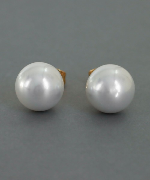 abaskdesign(アバスクデザイン)の「金属アレルギー対応 一粒パールピアス 10mm(ピアス(両耳用)・レディース・ゴールド・FREE)」の7枚目の写真