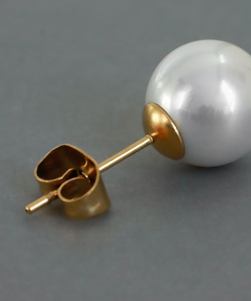 abaskdesign(アバスクデザイン)の「金属アレルギー対応 一粒パールピアス 10mm(ピアス(両耳用)・レディース・ゴールド・FREE)」の9枚目の写真