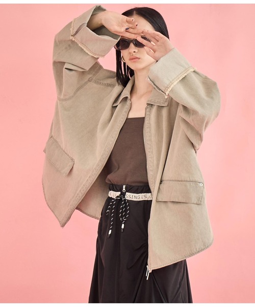 Settimissimo（セッティミッシモ）の「ワイド ロールアップスリーブ デニム オーバーブルゾン（デニムジャケット・レディース・ブルー/グレー・FREE）」の15枚目の写真