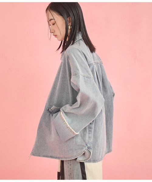 Settimissimo（セッティミッシモ）の「ワイド ロールアップスリーブ デニム オーバーブルゾン（デニムジャケット・レディース・ブルー/グレー・FREE）」の10枚目の写真