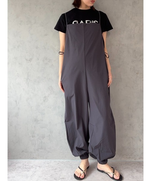 Day and Grade(デイアンドグレイド)の「【ZOZOTOWN限定アイテム】撥水サロペット(サロペット/オーバーオール・レディース・ブラック/チャコールグレー・FREE)」の8枚目の写真