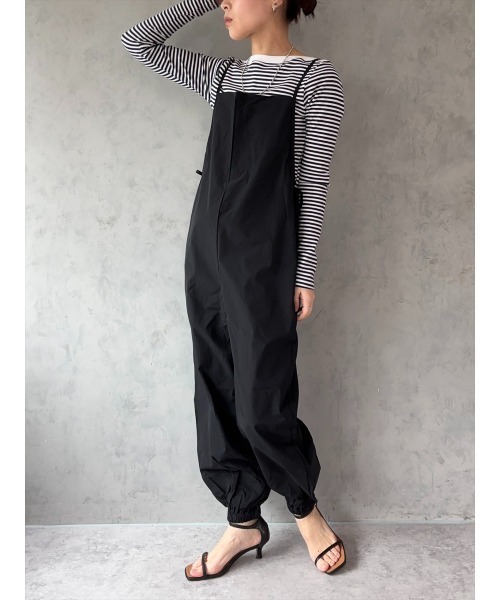 Day and Grade(デイアンドグレイド)の「【ZOZOTOWN限定アイテム】撥水サロペット(サロペット/オーバーオール・レディース・ブラック/チャコールグレー・FREE)」の14枚目の写真