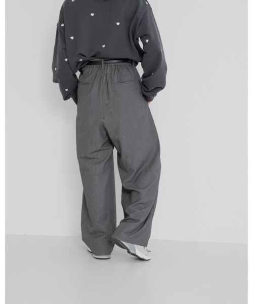 JUMELLE（ジュメロ）の「stripe slacks（スラックス・レディース・グレー/ベージュ・MEDIUM/SMALL）」の5枚目の写真