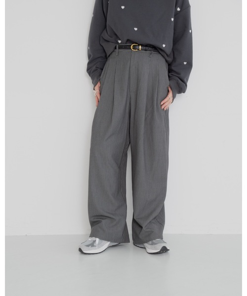 JUMELLE（ジュメロ）の「stripe slacks（スラックス・レディース・グレー/ベージュ・MEDIUM/SMALL）」の3枚目の写真