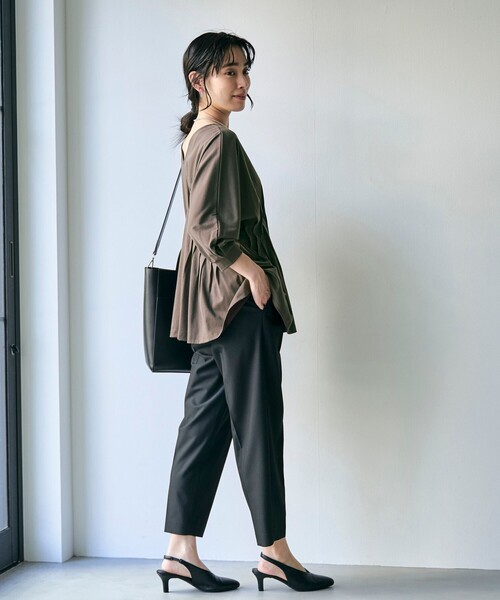 RONEL(ロネル)の「スムースウエストタック ハーフスリーブ プルオーバー(Tシャツ/カットソー・レディース・ブラック/モカ/ホワイト/ダークブラウン・S/M)」の19枚目の写真