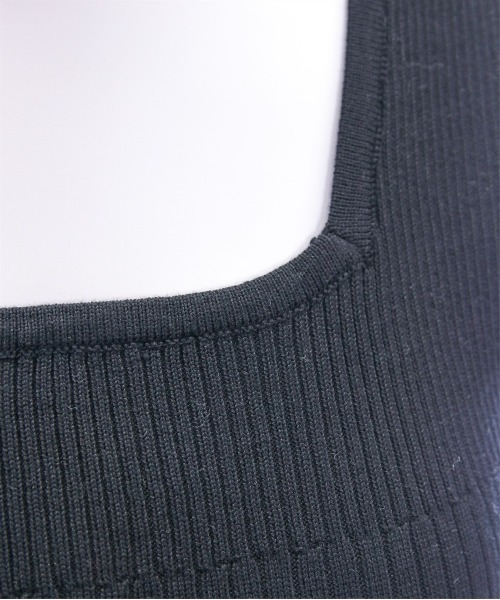 CLEAR BASIC（クリアベーシック）の「前後2wayタンクリブニットトップス[着回し力抜群 夏 肌見せ]≪SS新作≫（ニット/セーター・レディース・ブラック/オフホワイト・F）」の8枚目の写真